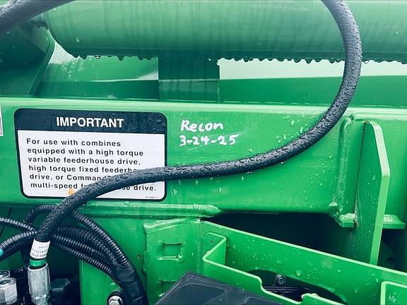 Image of John Deere C12F equipment image 3