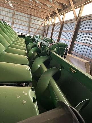 Image of John Deere C12F equipment image 3