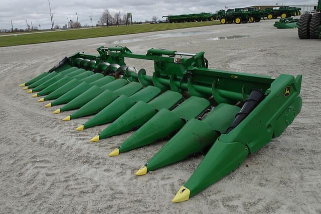 Image of John Deere C12F equipment image 1