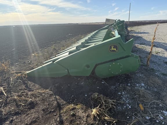 Image of John Deere C12F Primary image