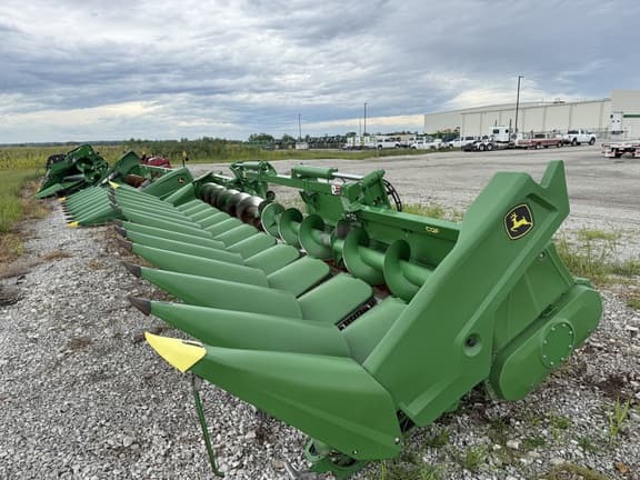 Image of John Deere C12F Primary image