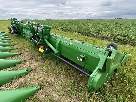 Image of John Deere C12F equipment image 3