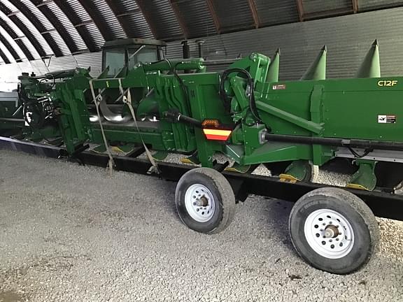 Image of John Deere C12F equipment image 3