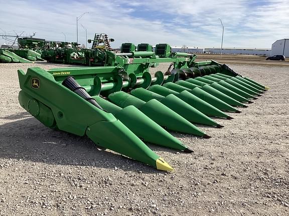 Image of John Deere C12F Primary image