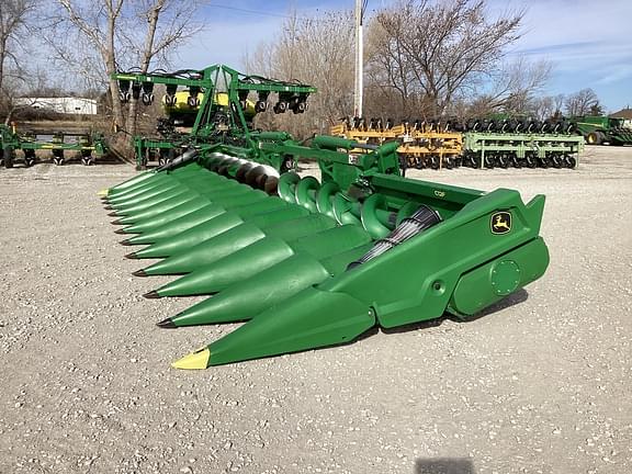 Image of John Deere C12F equipment image 1