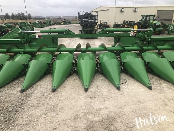 Image of John Deere C12F equipment image 3