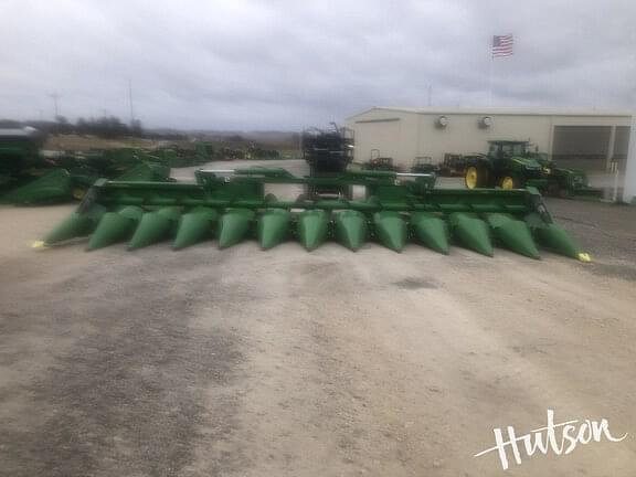 Image of John Deere C12F equipment image 2