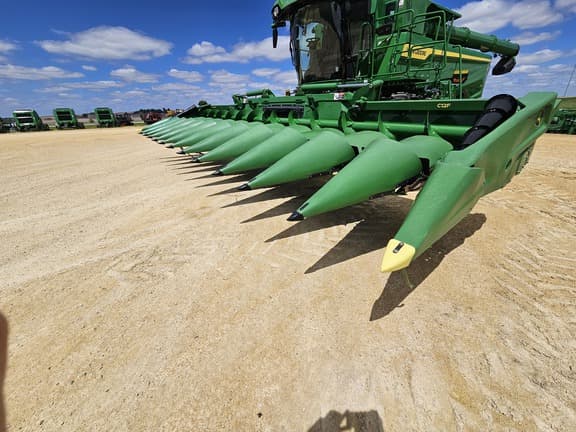 Image of John Deere C12F Primary image