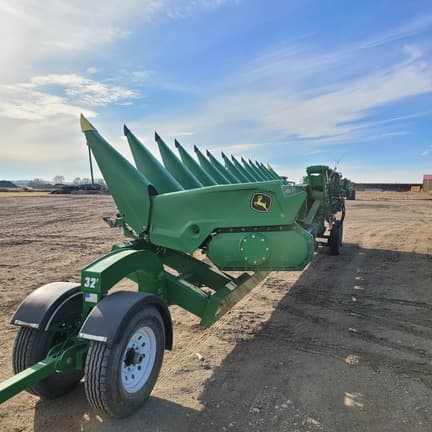 Image of John Deere C12F equipment image 1