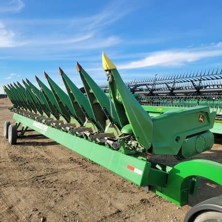 Image of John Deere C12F equipment image 2