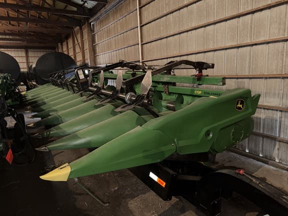 Image of John Deere C12F equipment image 2