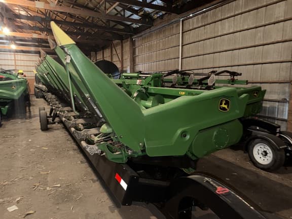 Image of John Deere C12F equipment image 1