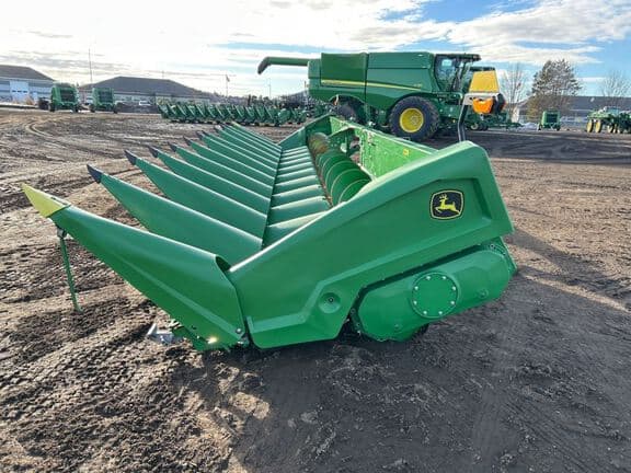 Image of John Deere C12R equipment image 2
