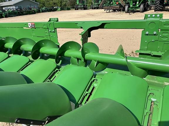 Image of John Deere C12R equipment image 4