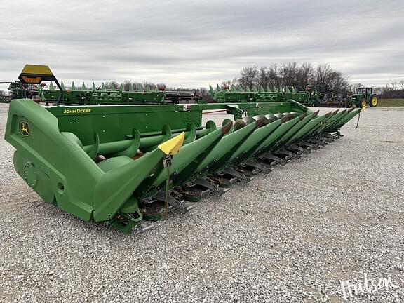 Image of John Deere C12R Primary image