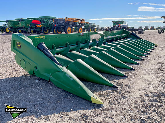 Image of John Deere C12R equipment image 2