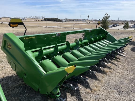 Image of John Deere C12R equipment image 2