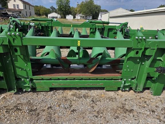 Image of John Deere C12R equipment image 4