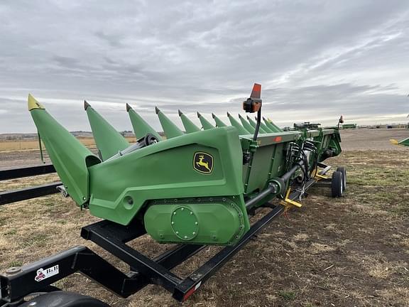 Image of John Deere C12R equipment image 2