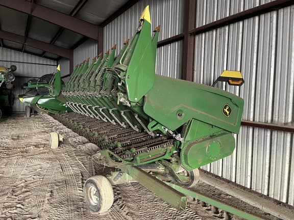 Image of John Deere C12R equipment image 1