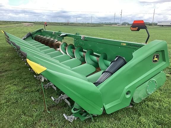 Image of John Deere C12R Primary image