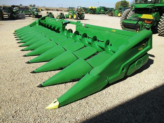 Image of John Deere C12R equipment image 4