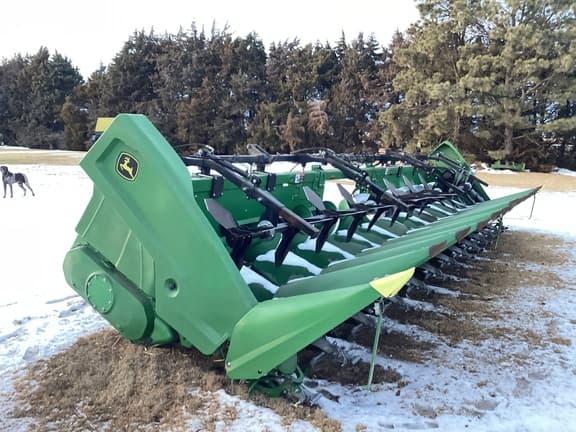 Image of John Deere C12R equipment image 4