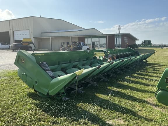 Image of John Deere C12R equipment image 1