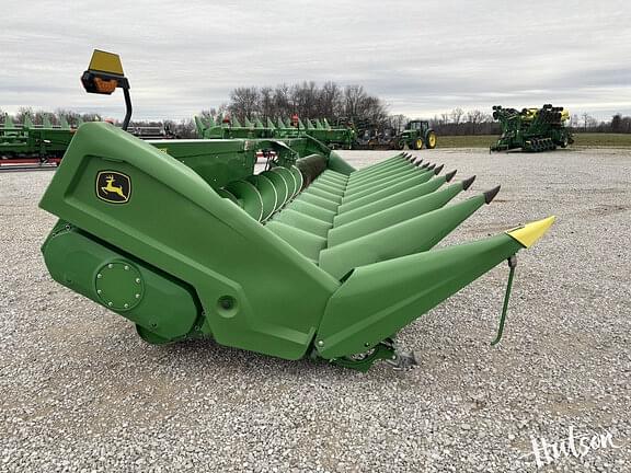 Image of John Deere C12R Primary image