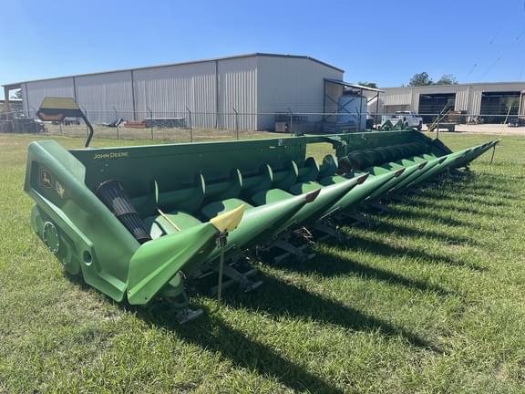 Image of John Deere C12R equipment image 1