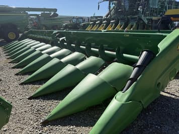 Main image John Deere C12R