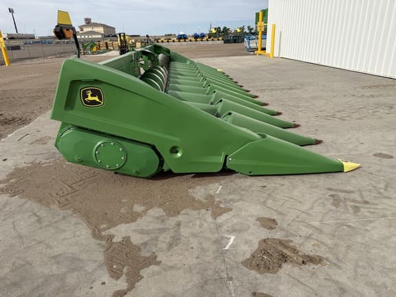 Image of John Deere C12R Primary image