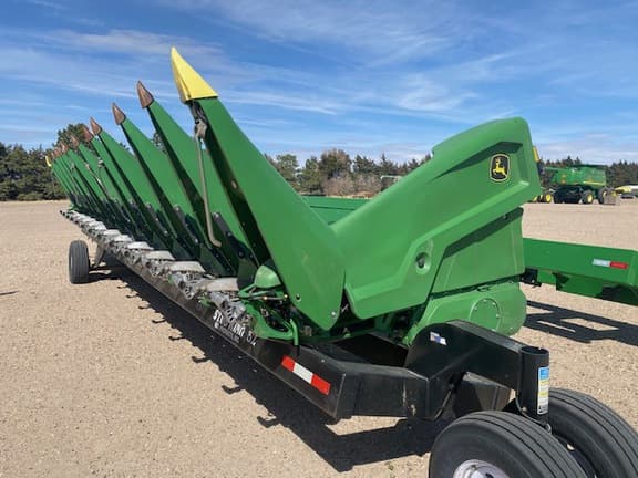 Image of John Deere C12R equipment image 2