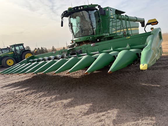 Image of John Deere C12R Image 0