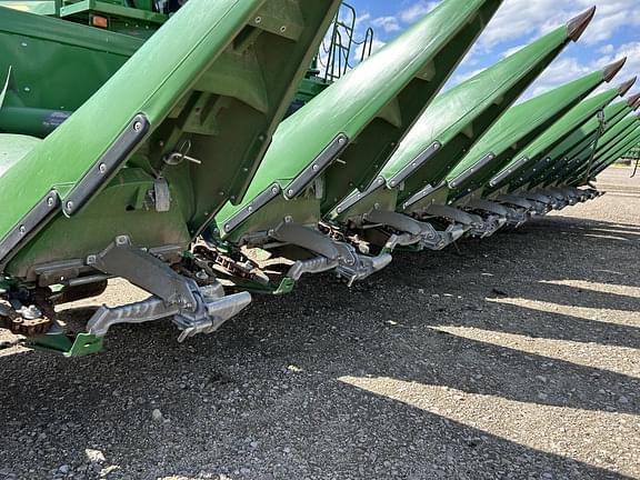 Image of John Deere C12R equipment image 4