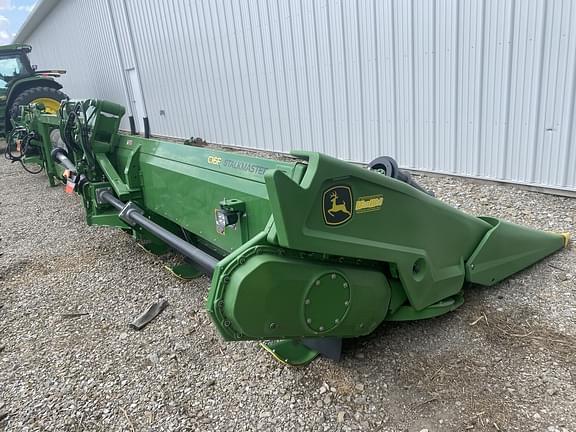 Image of John Deere C16F equipment image 3