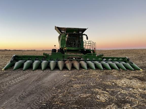 Image of John Deere C16F Primary image