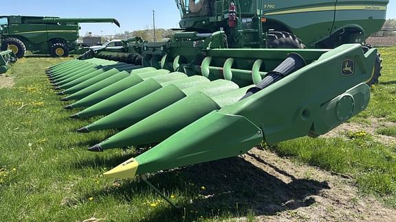 Image of John Deere C16F equipment image 2