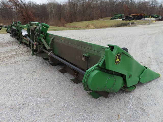 Image of John Deere C16F equipment image 4