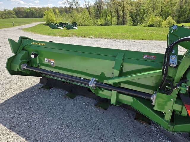 Image of John Deere C16F equipment image 4
