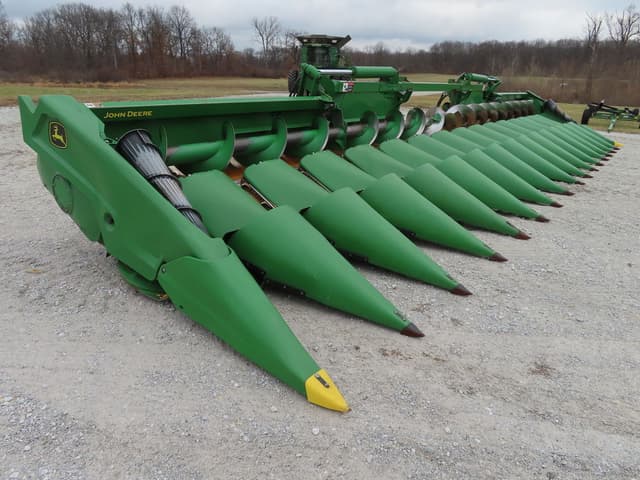 Image of John Deere C16F equipment image 1