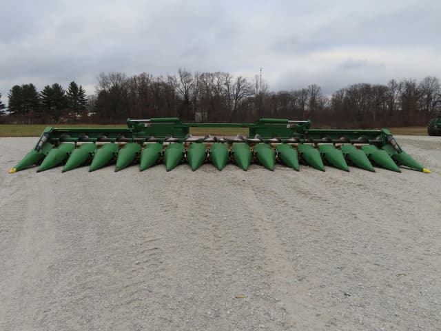 Image of John Deere C16F equipment image 2