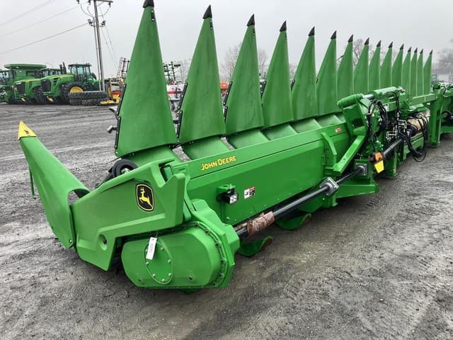 Image of John Deere C16F equipment image 2