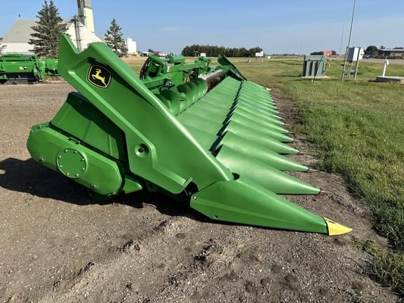 Image of John Deere C16F equipment image 1