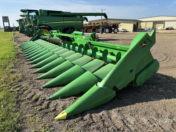 Image of John Deere C16F equipment image 2