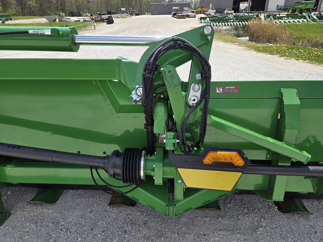Image of John Deere C16F equipment image 4