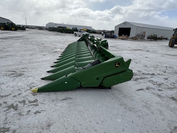 Image of John Deere C16F equipment image 3