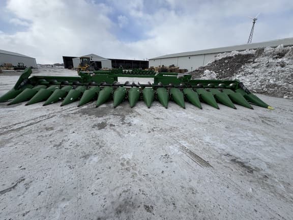 Image of John Deere C16F equipment image 2