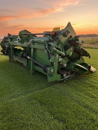 Main image John Deere C16F