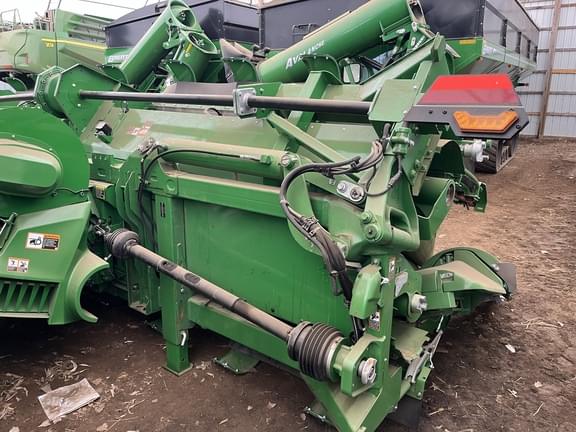 Image of John Deere C16F equipment image 4